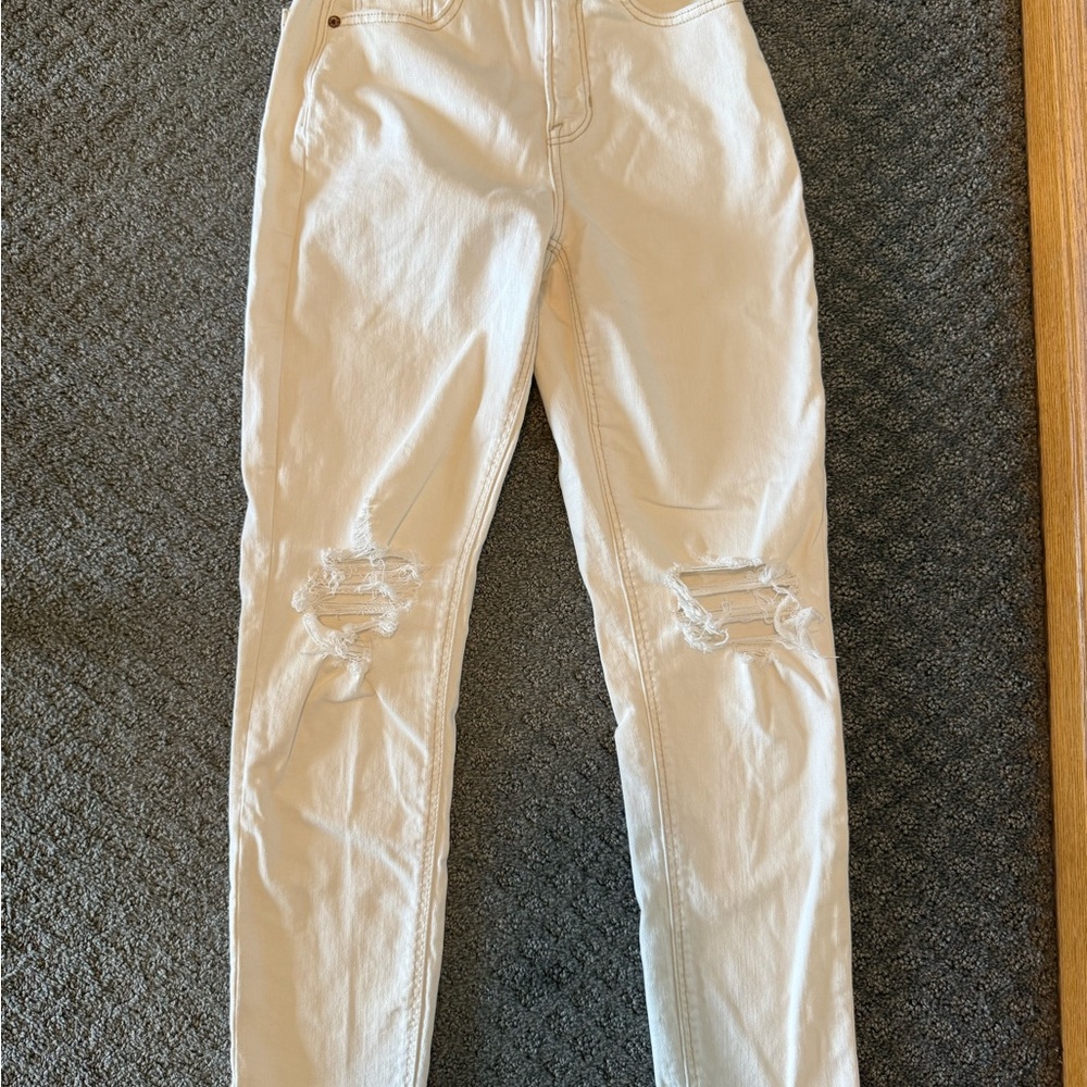 Women's American Eagle Cream/White Distressed Jeans